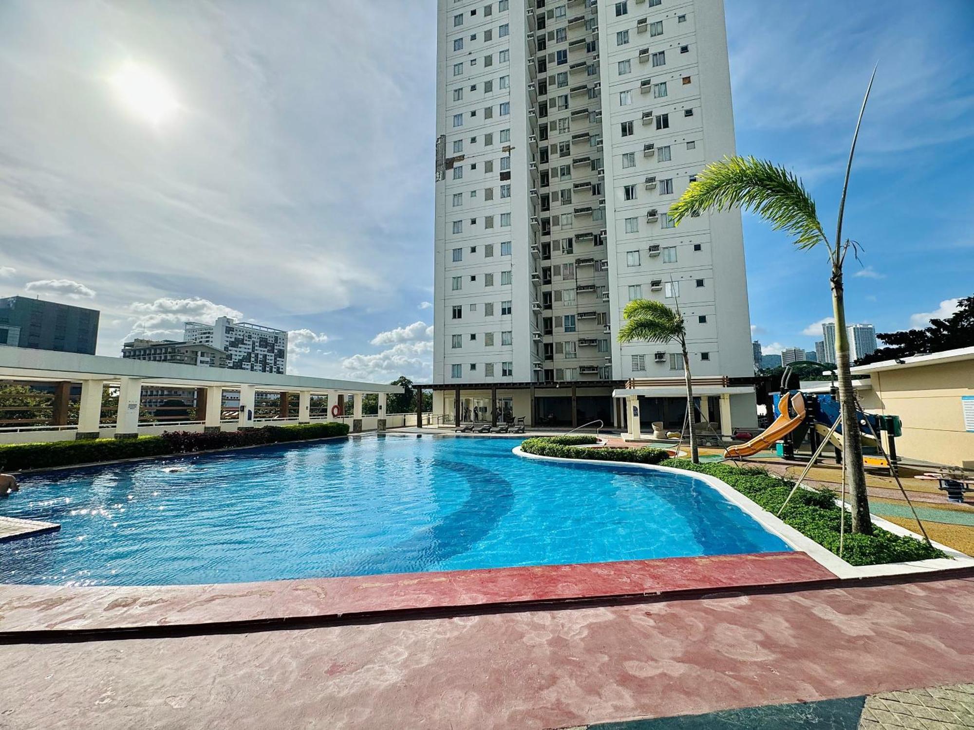 One- Bedroom Avida Cebu Tower 1 It Park Экстерьер фото